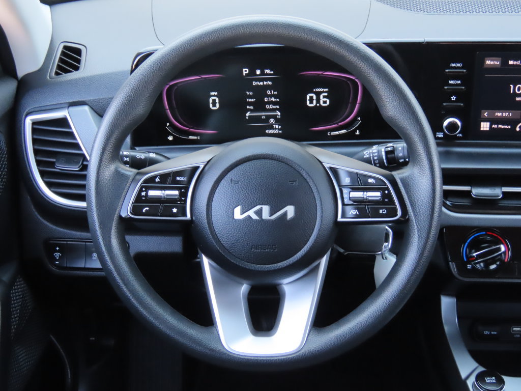Used 2024 Kia Seltos LX AWD/4WD image 34