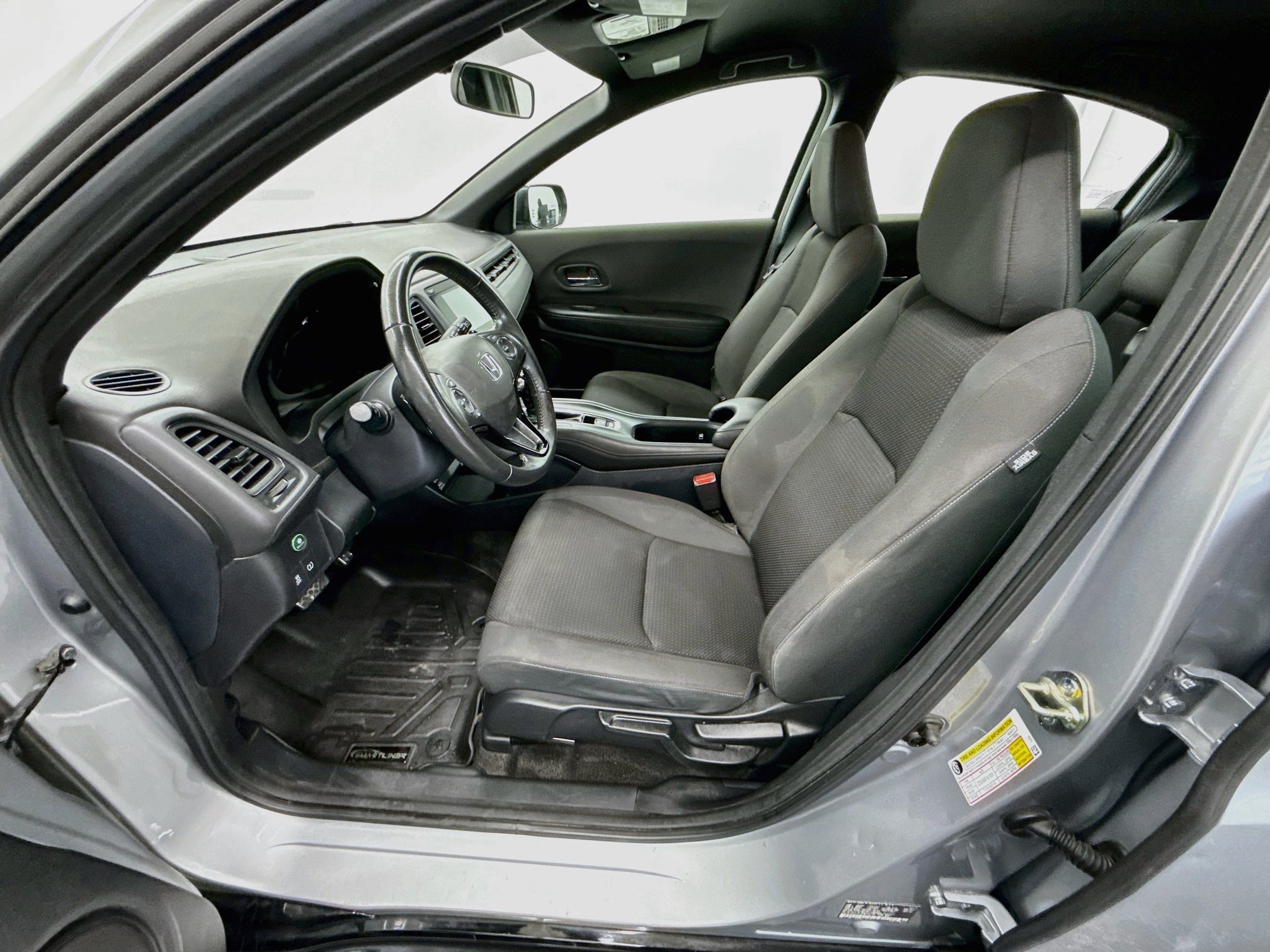 Used 2020 Honda HR-V Sport image 13