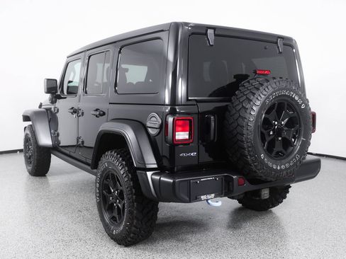 Used 2023 Jeep Wrangler Unlimited w/ Sun & Screen Package AWD/4WD image 7