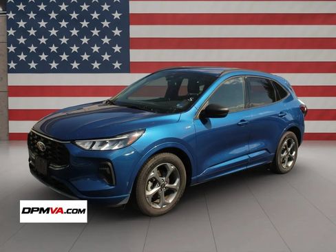 Used 2023 Ford Escape ST-Line w/ Equipment Group 301A FWD image 1
