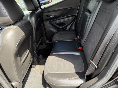 Used 2019 Buick Encore Sport Touring AWD/4WD image 11