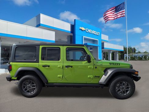 Used 2025 Jeep Wrangler Sport S image 3