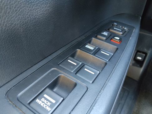 Used 2014 Honda Ridgeline SE image 27