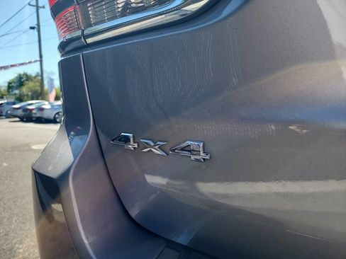 Used 2017 Jeep Grand Cherokee Overland AWD/4WD image 10