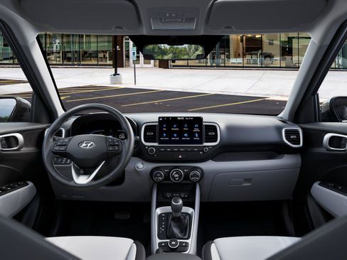 New 2026 Hyundai Venue SEL FWD image 11