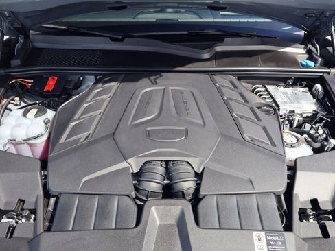 New 2026 Porsche Cayenne Turbo image 26