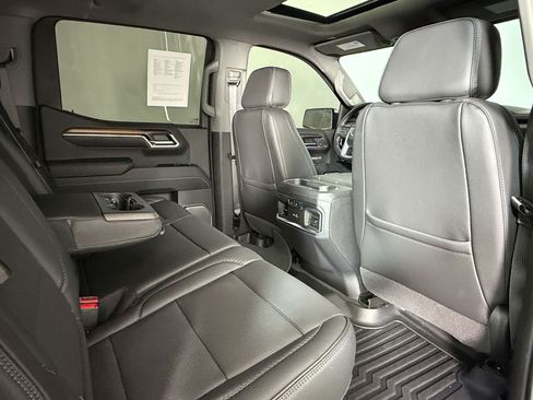 Used 2026 GMC Sierra 1500 Denali w/ Denali Reserve Package AWD/4WD image 31