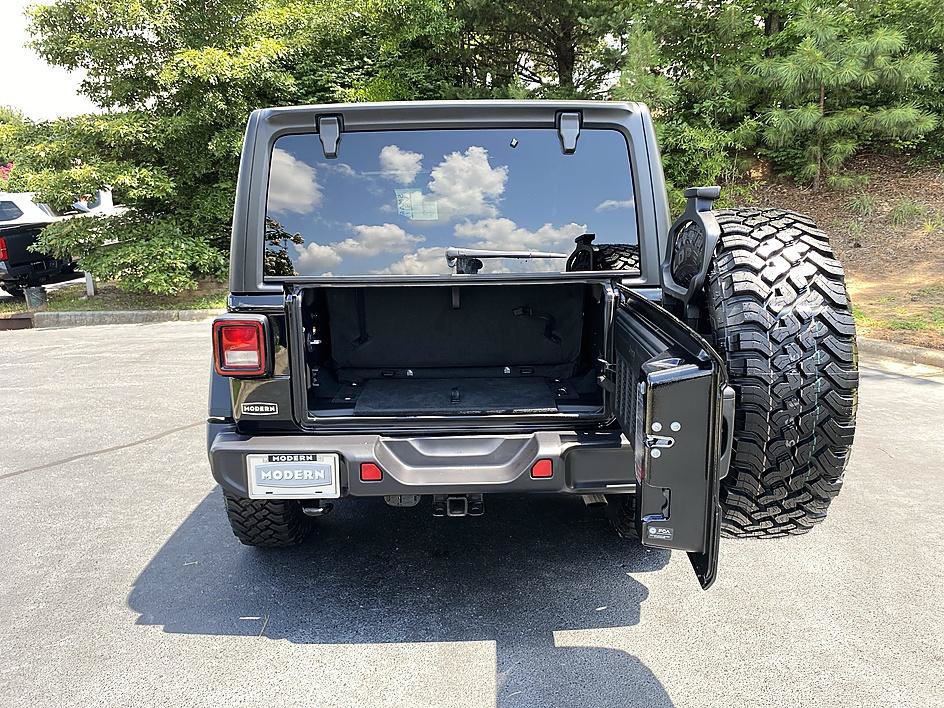 Used 2026 Jeep Wrangler Sport AWD/4WD image 24