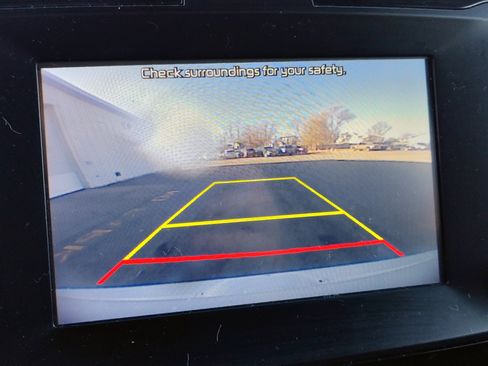 Used 2019 Kia Soul ! image 3