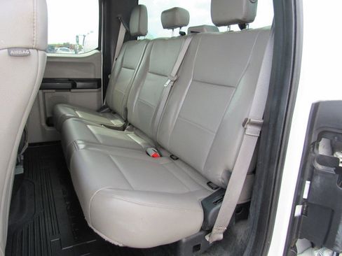 Used 2018 Ford F250 XL w/ Power Equipment Group RWD image 22
