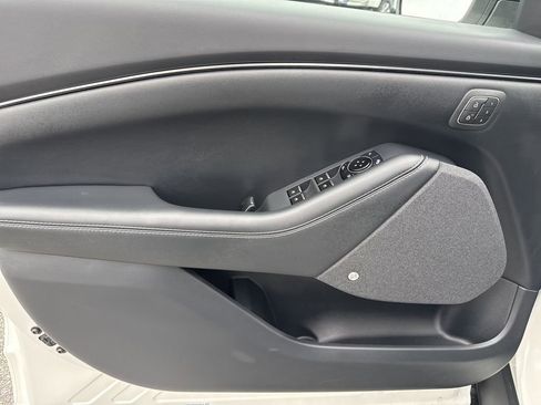 Used 2023 Ford Mustang Mach-E Premium image 10