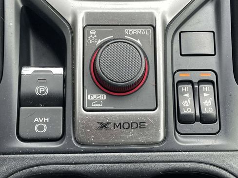 Used 2020 Subaru Forester Premium image 23