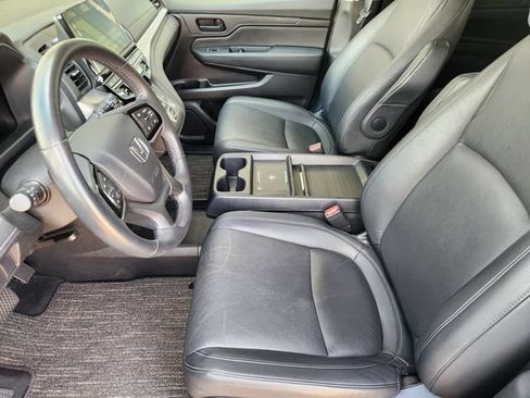 Used 2025 Honda Odyssey EX-L image 12