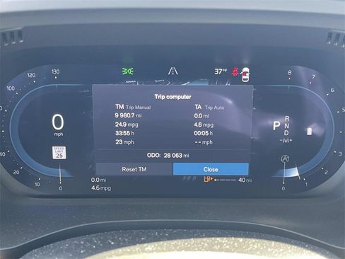 Used 2023 Volvo XC60 B5 Ultimate image 30