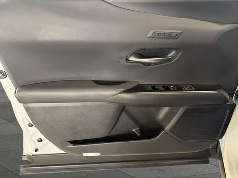 Certified 2024 Lexus UX 250h F Sport FWD image 8