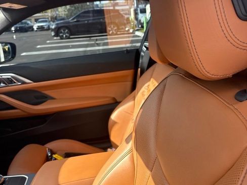 Used 2024 BMW 430i Coupe w/ M Sport Package RWD image 4