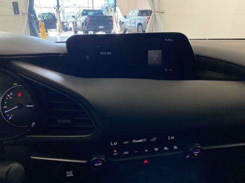 Used 2024 MAZDA MAZDA3 s FWD image 44