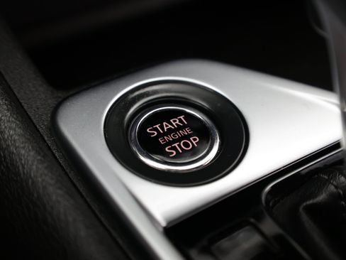 Used 2021 Nissan Sentra SV FWD image 19