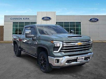 Used 2025 Chevrolet Silverado 2500 LTZ w/ LTZ Premium Package