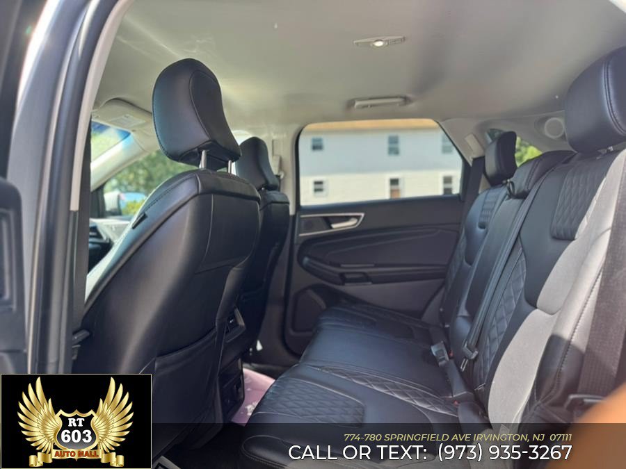 Used 2023 Ford Edge Titanium AWD/4WD image 10