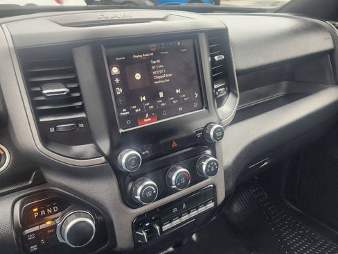 Used 2024 RAM 2500 Tradesman w/ Chrome Appearance Group image 9