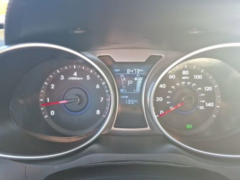 Used 2016 Hyundai Veloster w/ Option Group 02 image 21