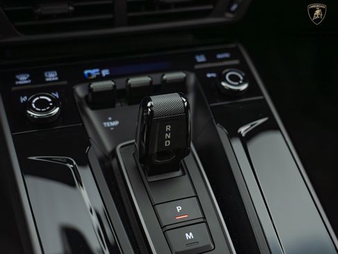 Used 2025 Porsche 911 Carrera image 31