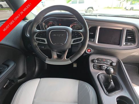 Used 2023 Dodge Challenger SRT Hellcat RWD image 9