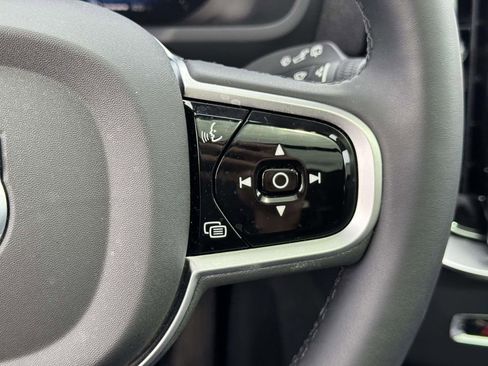 Certified 2026 Volvo XC90 B6 Plus w/ Protection Package Premier AWD/4WD image 19