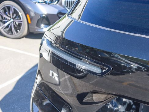 New 2026 BMW iX xDrive45 w/ M Sport Package image 7