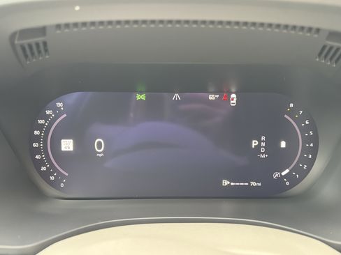 Certified 2023 Volvo XC60 B5 Plus w/ Protection Package Premier image 21