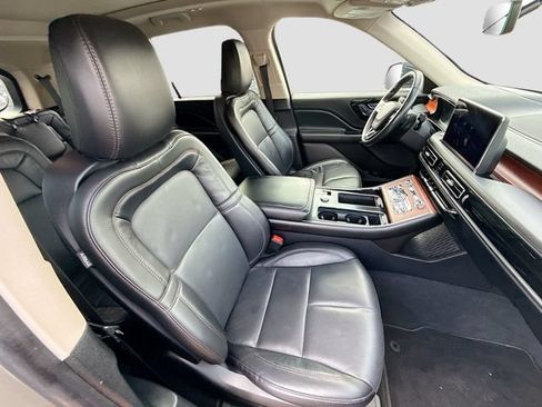 Used 2023 Lincoln Aviator Reserve w/ Equipment Group 201A AWD/4WD image 37