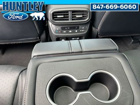 Used 2023 Honda Pilot Elite image 21