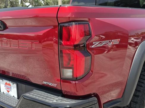 New 2026 Chevrolet Colorado ZR2 w/ Technology Package AWD/4WD image 11