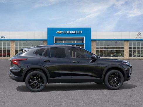 New 2026 Chevrolet Trax ACTIV FWD image 5