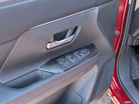 New 2026 Nissan Kicks SR image 16