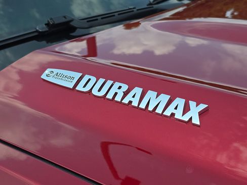 Used 2019 Chevrolet Silverado 2500 LTZ w/ Duramax Plus Package AWD/4WD image 2