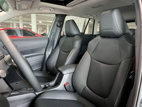 New 2026 Toyota Corolla Cross XLE AWD/4WD image 15