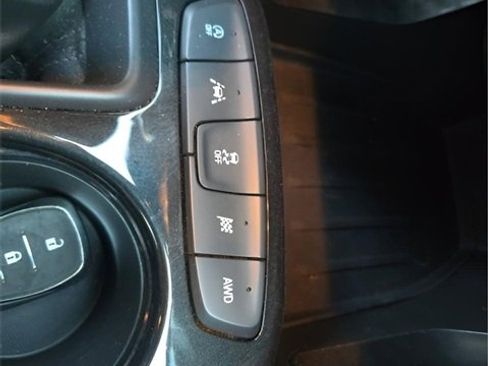 Used 2023 Chevrolet TrailBlazer LT w/ Convenience Package image 25