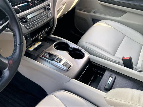 Used 2021 Honda Pilot Special Edition image 17