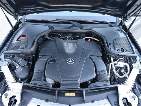 Used 2019 Mercedes-Benz E 450 4MATIC Sedan w/ Premium Package image 57