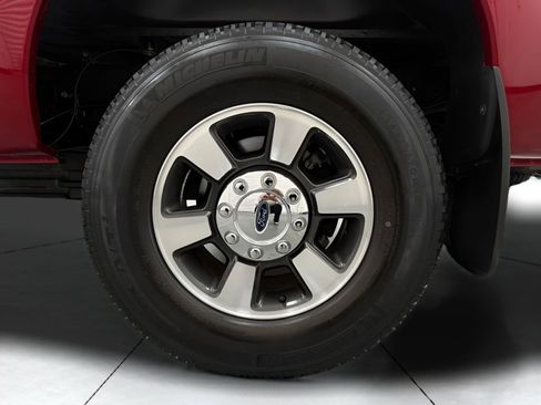 Used 2016 Ford F250 Lariat w/ Lariat Interior Package AWD/4WD image 28