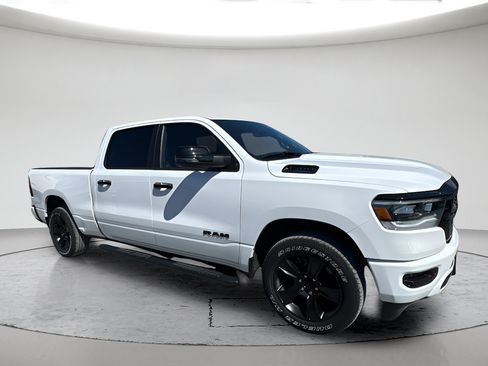 Used 2023 RAM 1500 Big Horn AWD/4WD image 2
