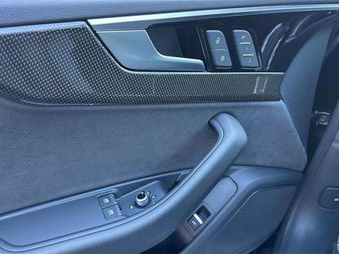 Used 2022 Audi S5 Premium image 11