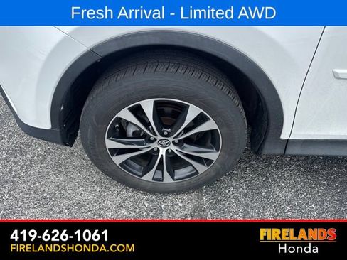 Used 2015 Toyota RAV4 Limited w/ Technology Package AWD/4WD image 10