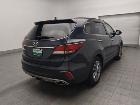Used 2019 Hyundai Santa Fe XL SE FWD image 9