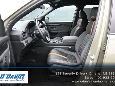 Used 2026 Honda Passport TrailSport image 25