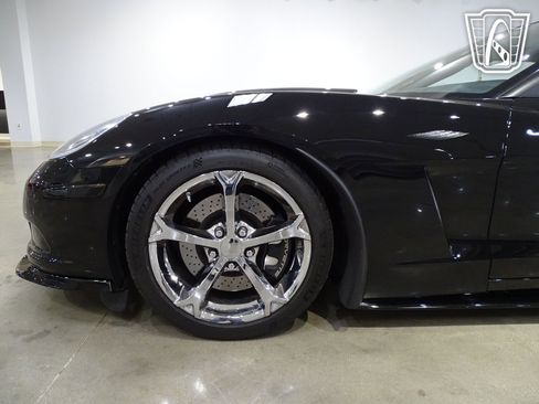 Used 2006 Chevrolet Corvette Coupe w/ Performance Package image 33