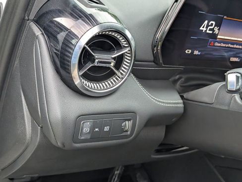 Used 2024 Chevrolet Blazer EV LT AWD/4WD image 34