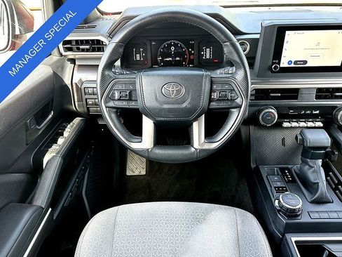 Certified 2025 Toyota 4Runner SR5 AWD/4WD image 22